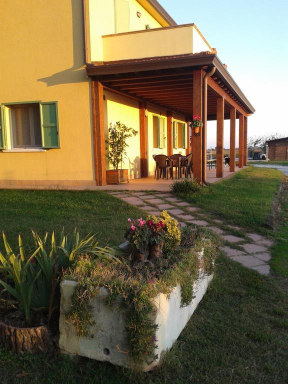فيلا كوماكيوفي Valle Rillo Agriturismo المظهر الخارجي الصورة