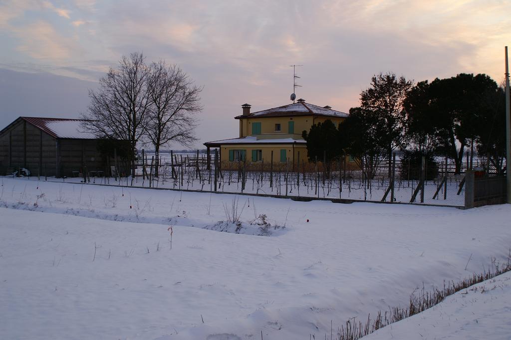 فيلا كوماكيوفي Valle Rillo Agriturismo المظهر الخارجي الصورة