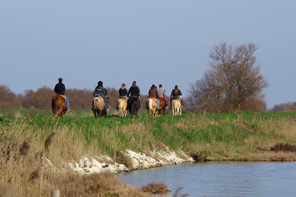 فيلا كوماكيوفي Valle Rillo Agriturismo المظهر الخارجي الصورة
